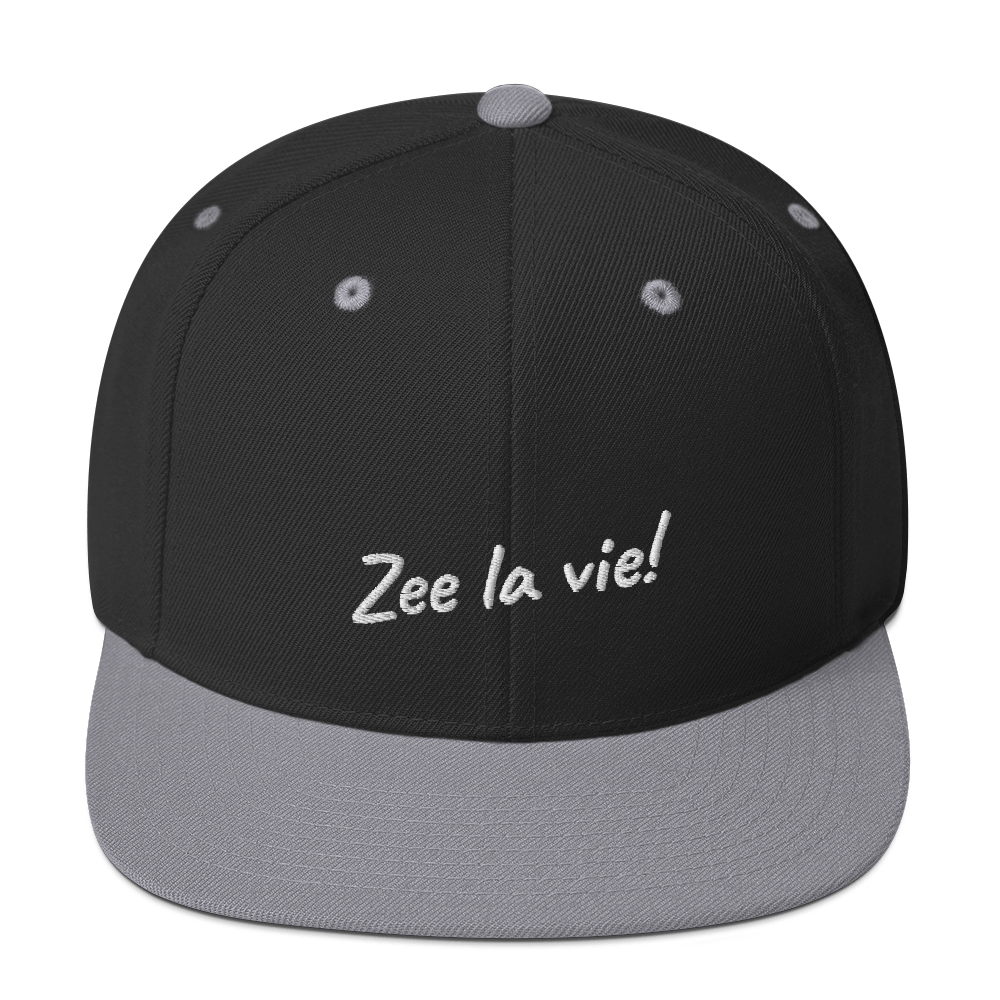 classic-snapback-black-silver-front-6040f4463cb7c